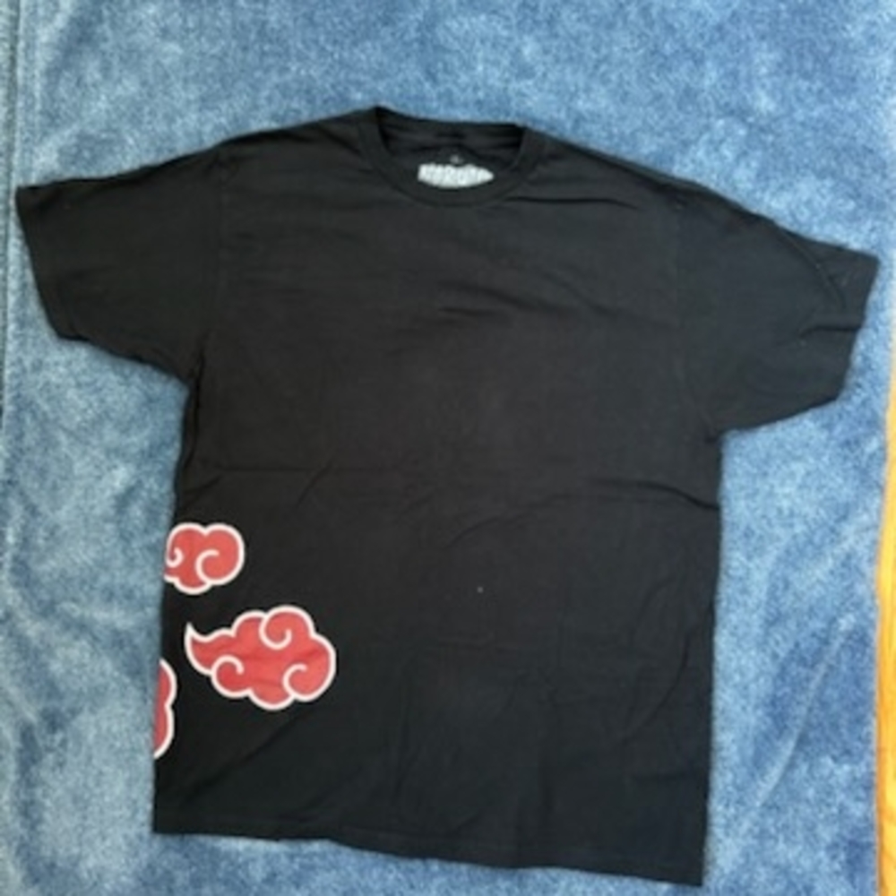 Naruto Akatsuki Black Tee with Red Cloud